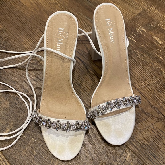 ASOS White Bridal Heels - Size 9 - Picture 5 of 5